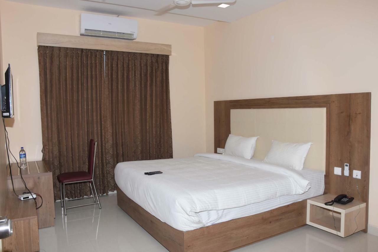Salem Regency - A Business Stay Bagian luar foto